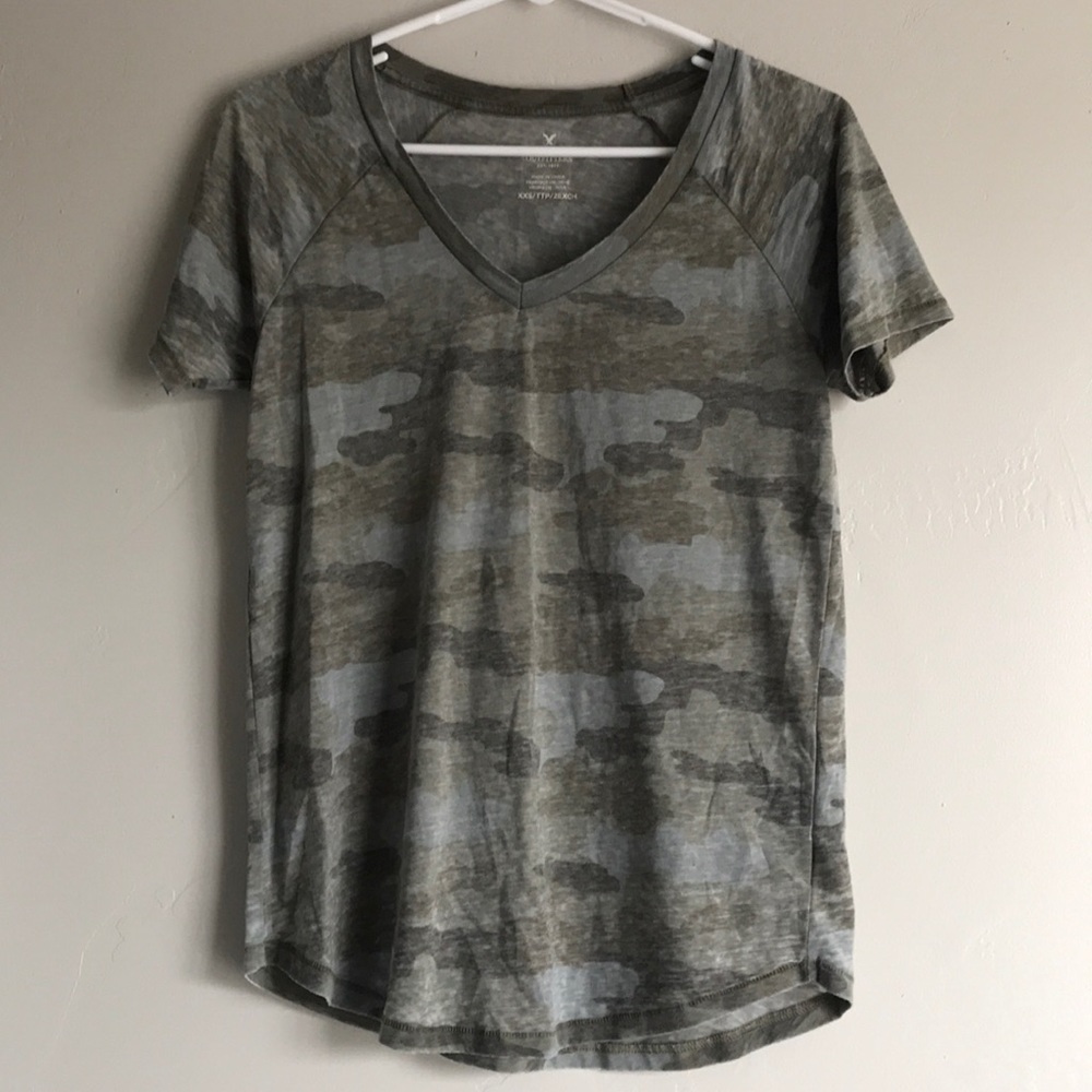 AE camo print tee